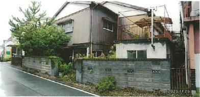 松阪市久保町字下垣戸
１０７１番１の競売物件