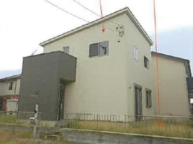 津市久居緑が丘町二丁目
３２番５の競売物件