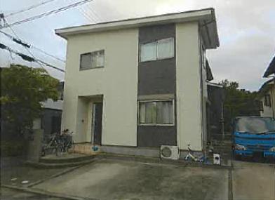 亀山市亀田町字落崎
４００番３２の競売物件