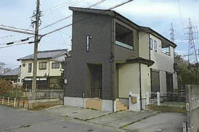 松阪市久保町字道久
１３７９番４３の競売物件