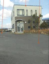 津市大里窪田町字森添
７８８番６の競売物件