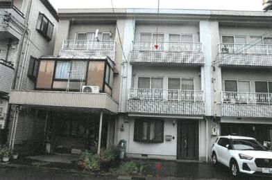 岐阜市香取町三丁目
２番４の競売物件