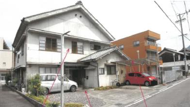 美濃市字錦町
１８１３番５の競売物件