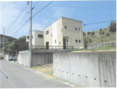 坂井市三国町緑ケ丘四丁目
1107番63の競売物件