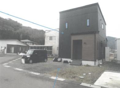 三方郡美浜町山上１６号口毛ノ鼻
２１番３の競売物件