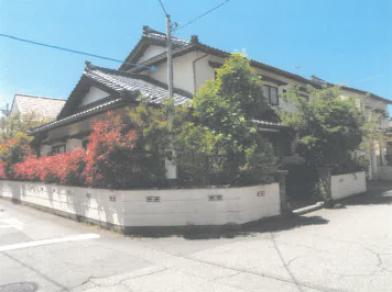 福井市西学園一丁目
910番の競売物件