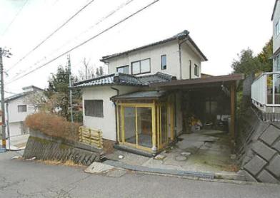金沢市窪一丁目
106番の競売物件