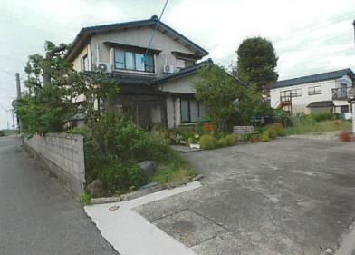 白山市荒屋町に
３５番１の競売物件