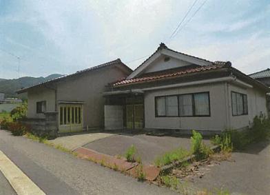 鹿島郡中能登町井田八〇
３３番の競売物件