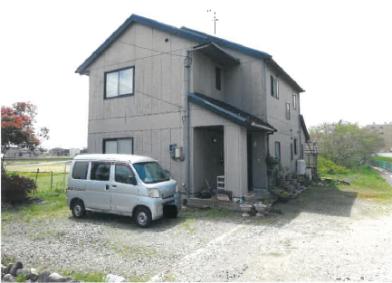 富山市下野字向田割
１２２番６の競売物件