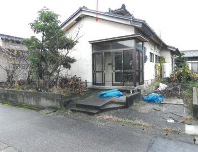 下新川郡朝日町中草野
１番４４の競売物件