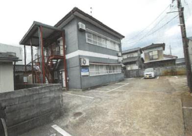 高岡市向野本町
１５２番２の競売物件