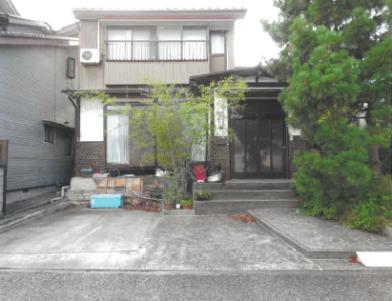 高岡市中川一丁目
１２５番４の競売物件