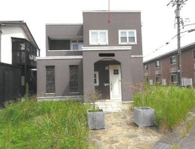 高岡市内免五丁目
４５番７の競売物件