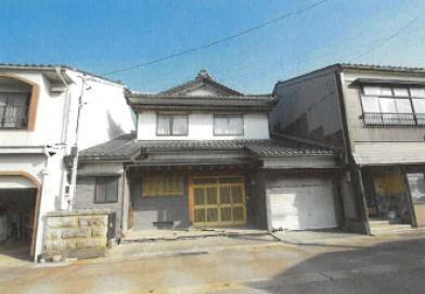 氷見市伊勢大町一丁目
３６８番の競売物件