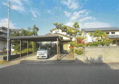 氷見市朝日丘
２番２３の競売物件