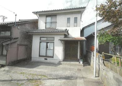 射水市堀岡明神新字西ノ開
１２番３２の競売物件