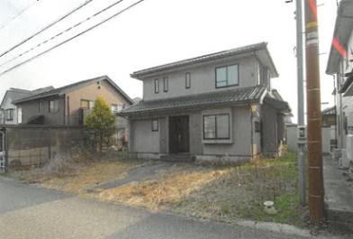 高岡市戸出町七丁目
１番１２の競売物件