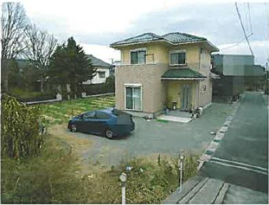 倉吉市西倉吉町字城ノ内
２２７番１３の競売物件