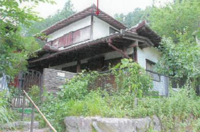 筑紫野市大字大石
３７９番２の競売物件