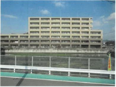 太宰府市吉松四丁目３２７番地１、３２８番地８、３２８番地９の競売物件
