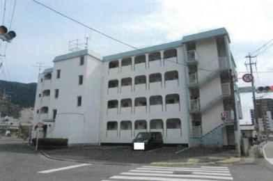 北九州市小倉北区足立二丁目
16番31の競売物件