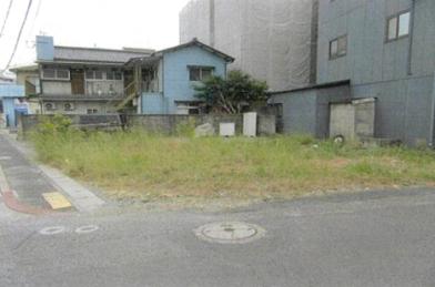 北九州市小倉北区日明五丁目
２５８５番２３の競売物件