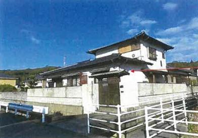 宮若市本城字楠本
１３５６番１の競売物件