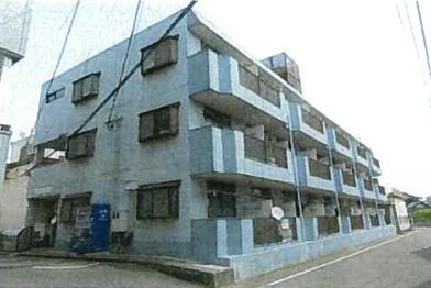 京都郡苅田町新津二丁目
１０番４の競売物件