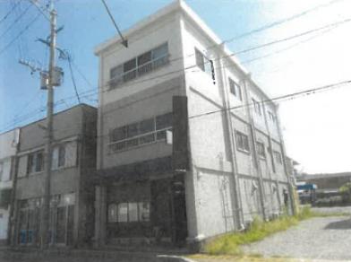 佐伯市駅前二丁目
３４９２番３の競売物件