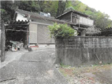 佐伯市弥生大字大坂本字本田
１７３１番１の競売物件