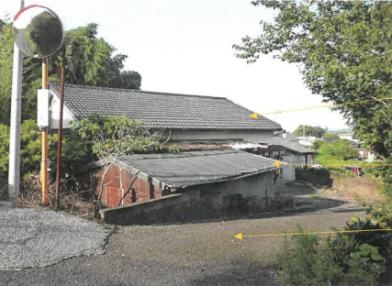 指宿市東方字上野
２３６７番１の競売物件