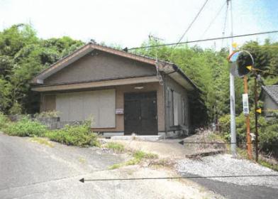 指宿市東方字上野
２３６７番４の競売物件