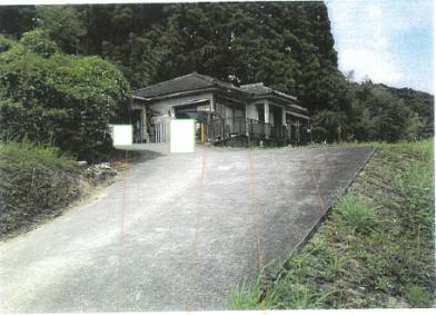 日置市東市来町長里字桟敷段一
３９６９番３の競売物件