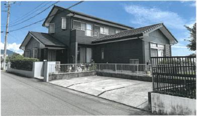 延岡市鶴ケ丘二丁目
２０２３番６の競売物件