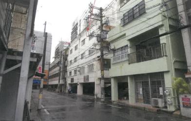 那覇市久茂地二丁目　４番地９の競売物件
