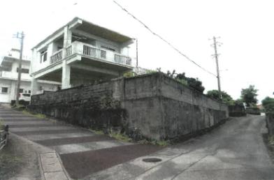 うるま市石川東恩納青木原
１０７１番の競売物件