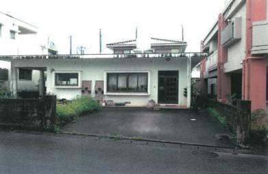 浦添市西原五丁目　９３０番地７の競売物件