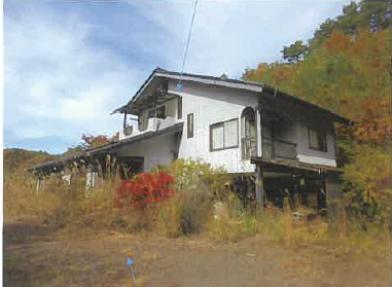 相馬郡飯舘村飯樋字滝下
１番の競売物件