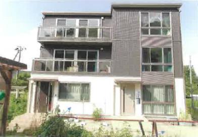 白河市関辺八幡山
５番８の競売物件