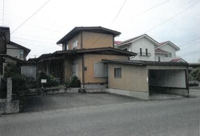 山形市飯塚町
２０６６番の競売物件