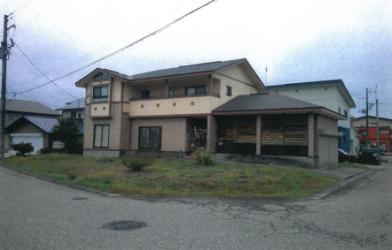 西置賜郡小国町大字あけぼの三丁目
２７番３の競売物件