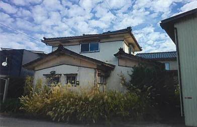 鶴岡市大山一丁目
２２番８の競売物件