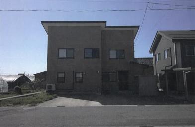 酒田市亀ケ崎四丁目
１９番１の競売物件