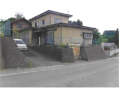 二戸市仁左平字小山
１６番の競売物件