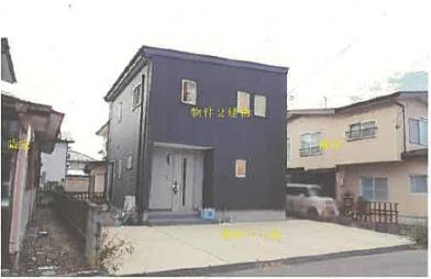 秋田市仁井田本町一丁目
273番21の競売物件