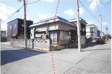 青森市浪館前田二丁目
２７番２５の競売物件