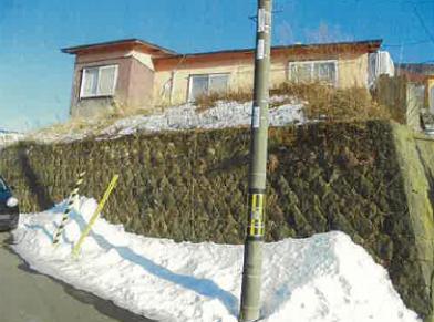 室蘭市小橋内町二丁目
18番60の競売物件
