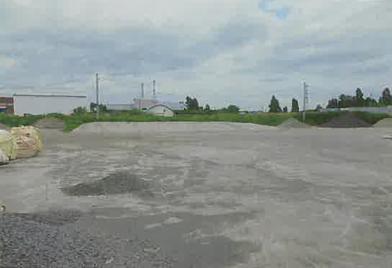 札幌市北区新琴似町
１００３番３の競売物件