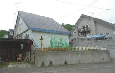 札幌市南区南沢六条二丁目
１８１２番６６０の競売物件